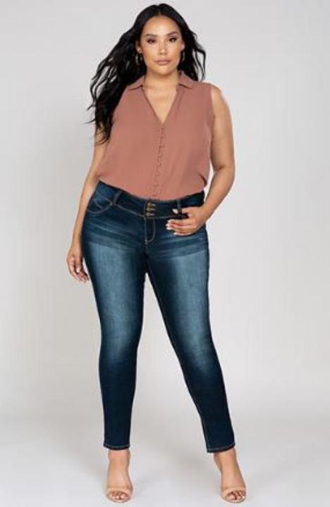 Wanna Betta Butt 3 Button Skinny Jean | Dark Denim - Trendy Plus Size Women's Boutique Clothing