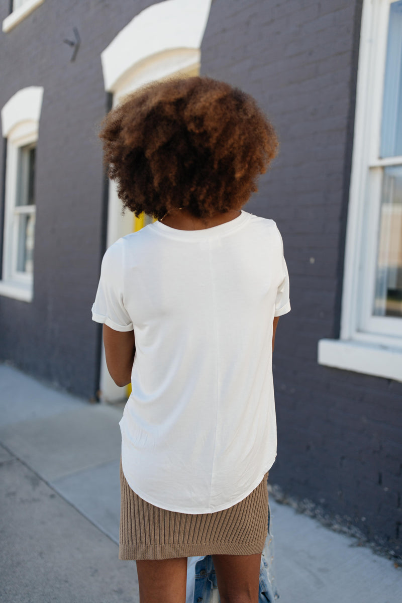 Essential V-Neck Tee In Ivory
