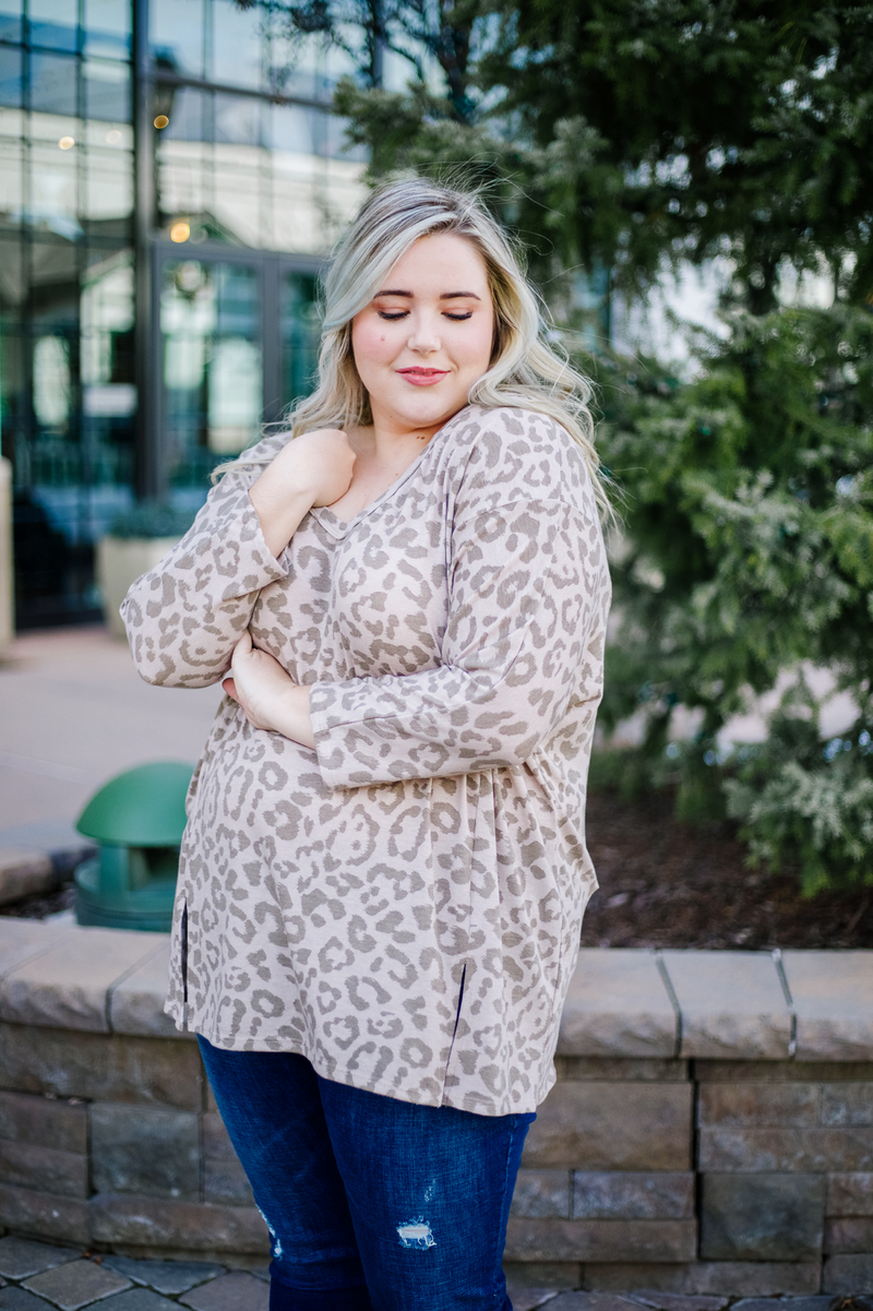 Cat And Mouse Spotted Top - Trendy Plus Size Women's Boutique Clothing